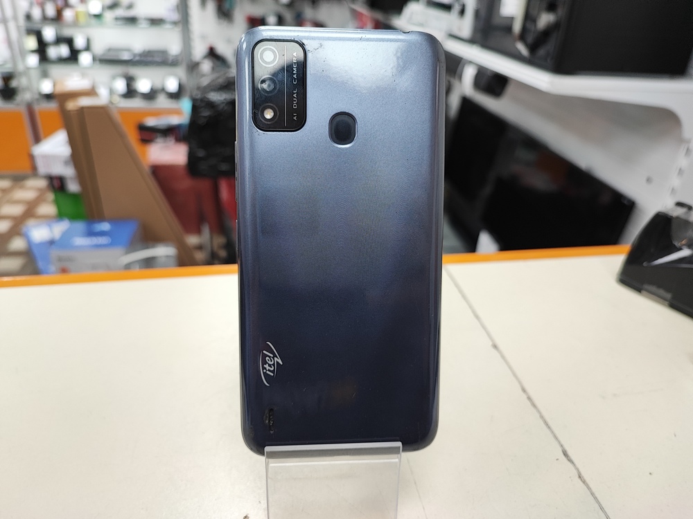 Смартфон Itel A48 2/32