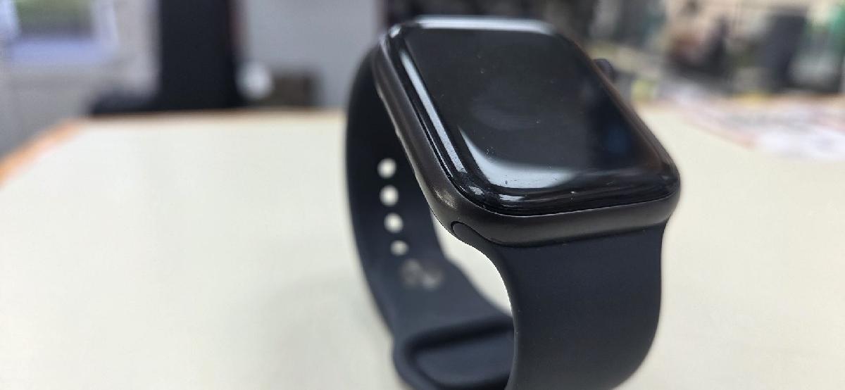 Смарт-часы Apple Watch SE 2022 44mm