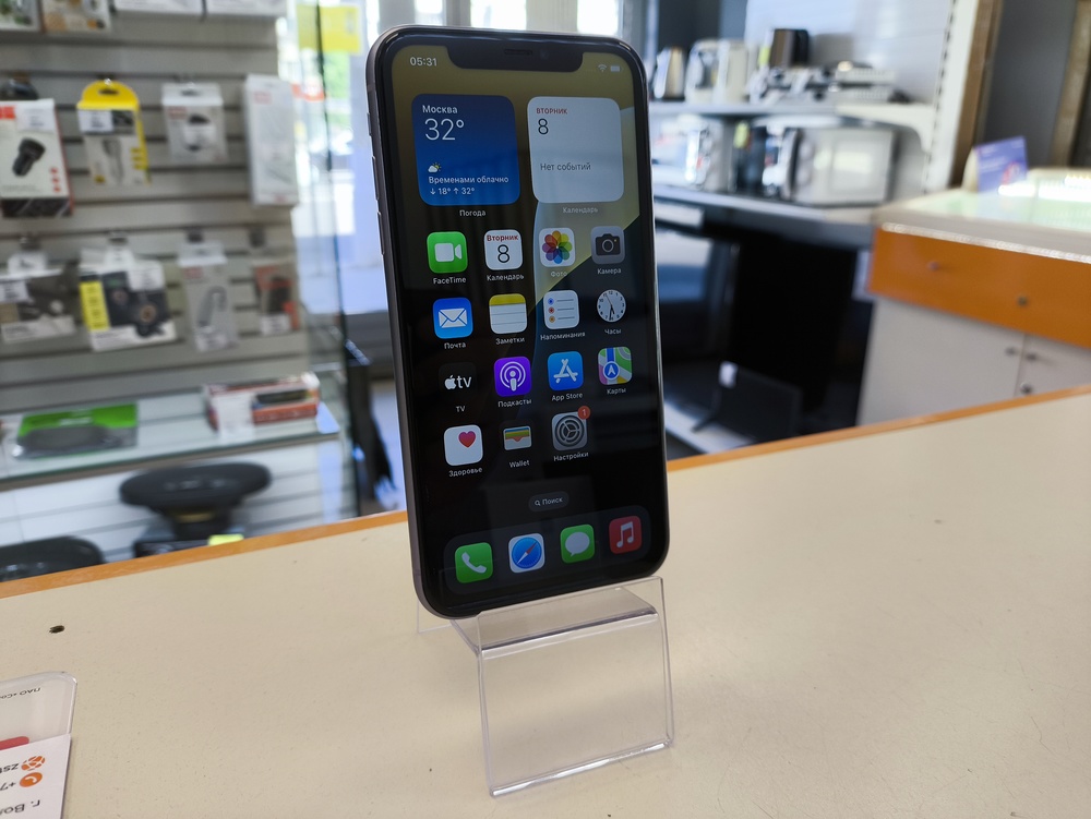Смартфон Apple iPhone 11 128Gb