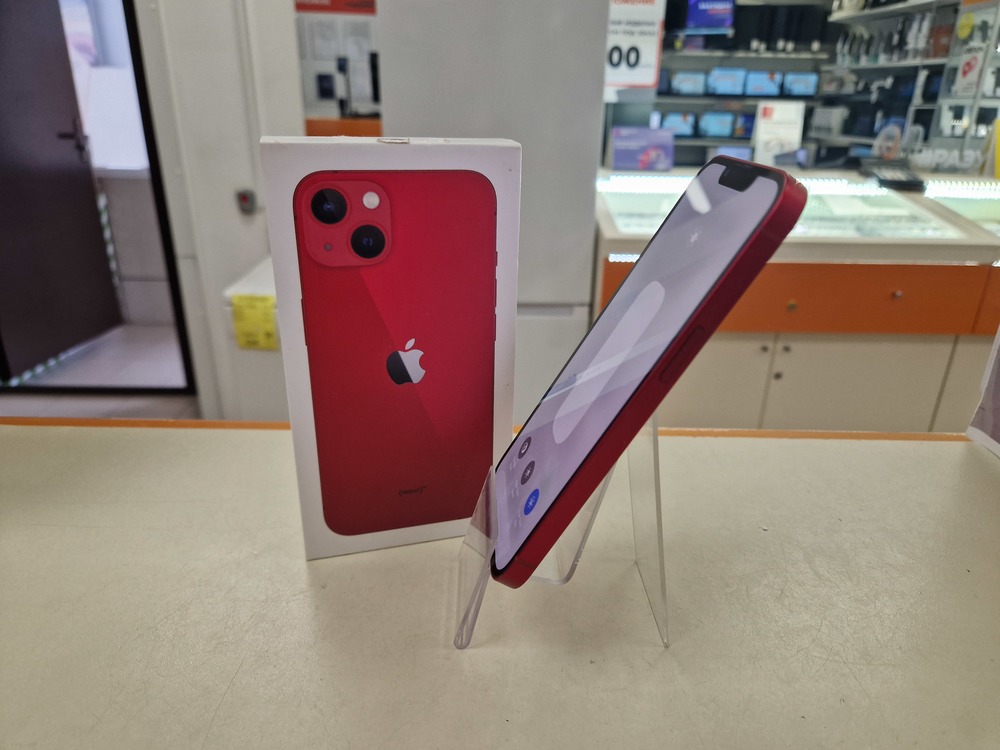 Смартфон Apple iPhone 13 256Gb