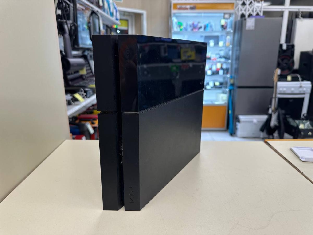 Игровая приставка PlayStation 4 500GB