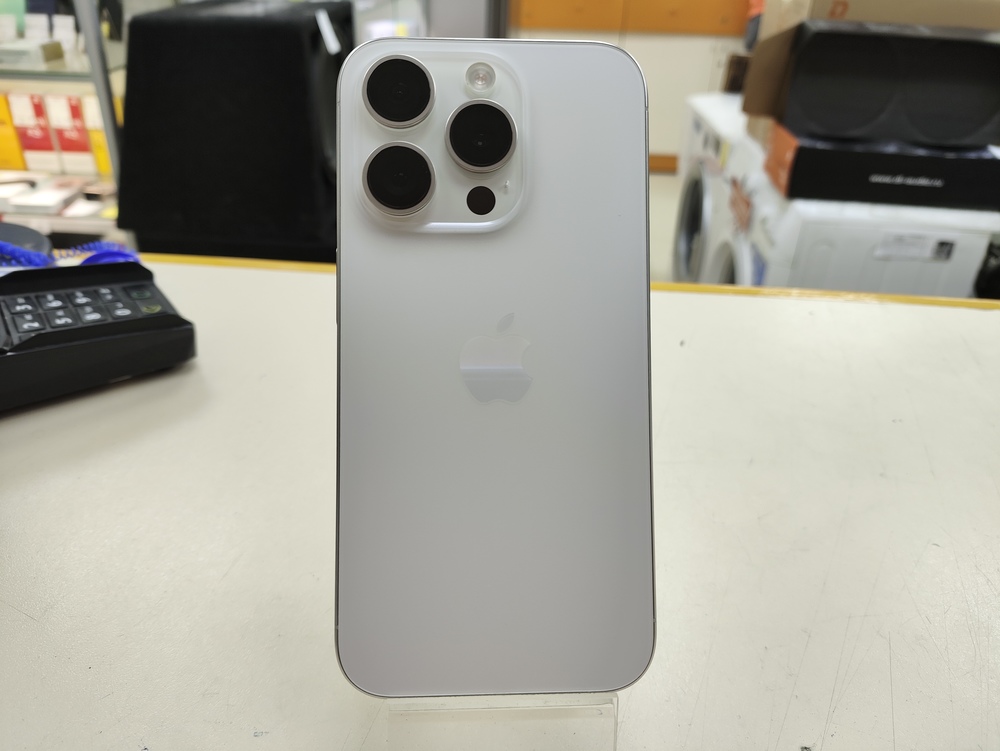 Смартфон Apple Iphone 15 Pro 256Gb