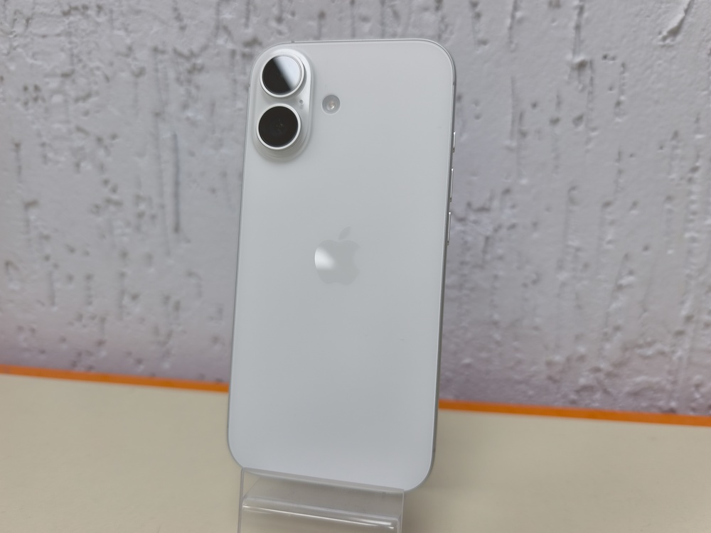 Смартфон Apple Iphone 17 256Gb