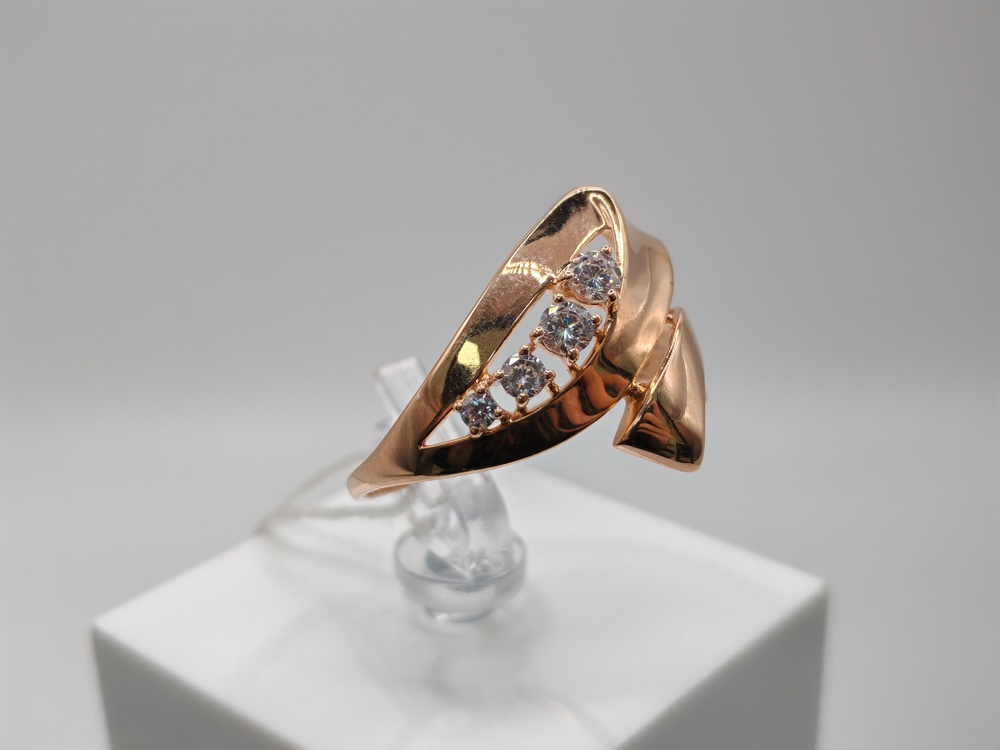 КОЛКМИ585 КОЛЬЦО С КАМНЯМИ (Au 585)