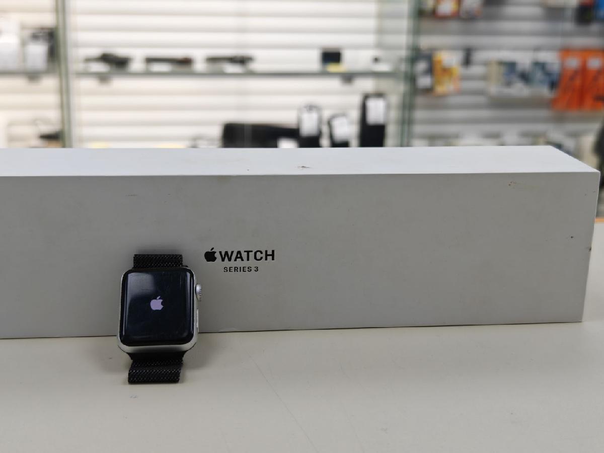 Смарт-часы Apple Watch Series 3 38 мм