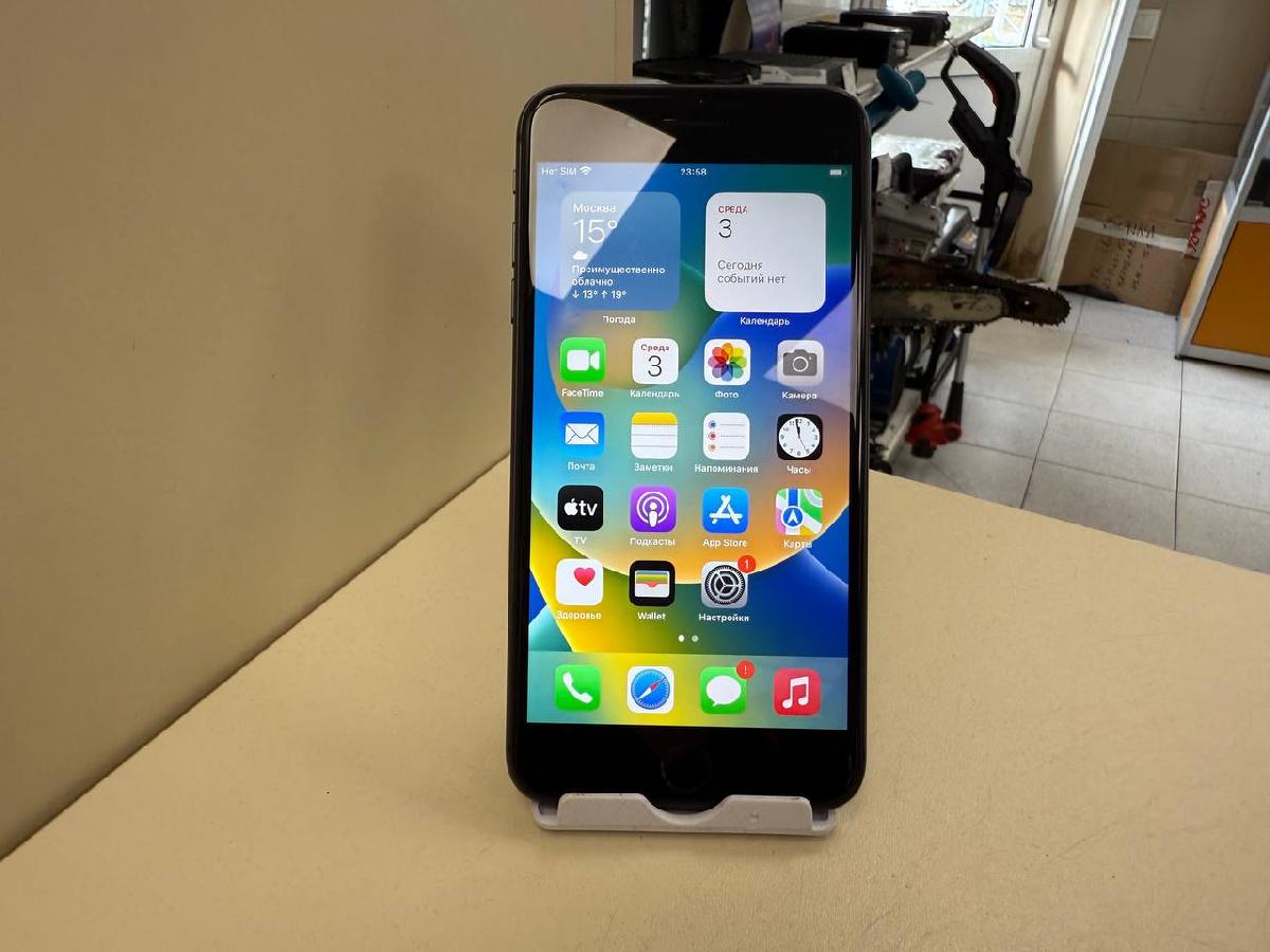 Смартфон Apple iPhone 8 Plus 64Gb