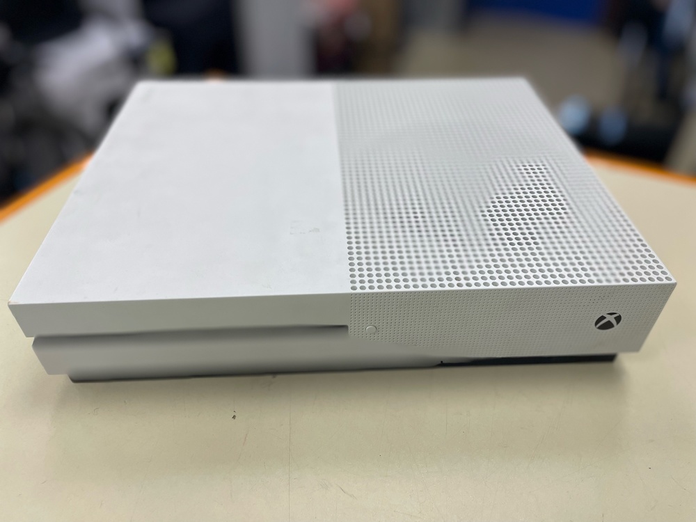 Игровая приставка Xbox One S 500Gb