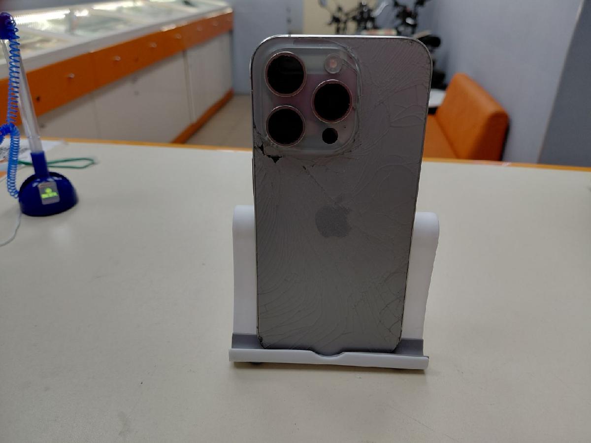 Смартфон Apple Iphone 15 Pro 256Gb