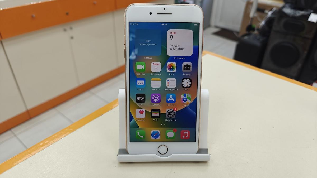 Смартфон Apple iPhone 8 Plus 64Gb