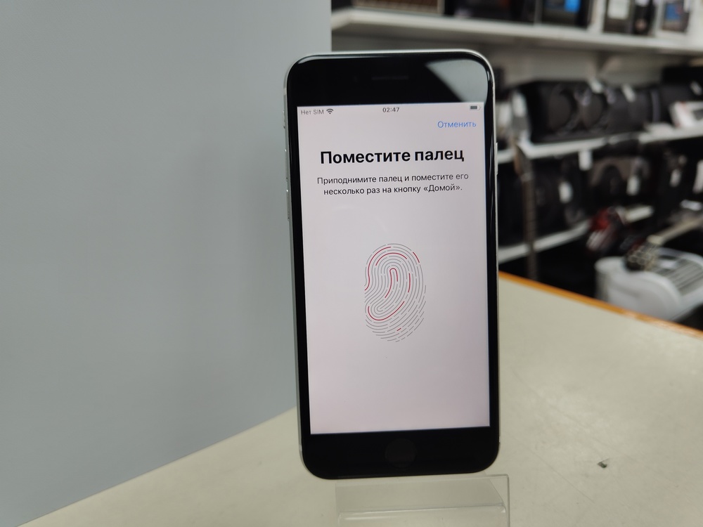 Смартфон Apple iPhone SE 2020 64Gb