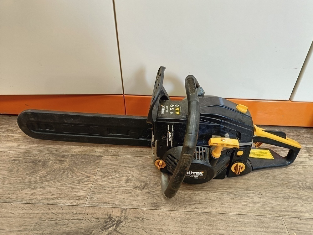 Бензопила Huter BS-45;