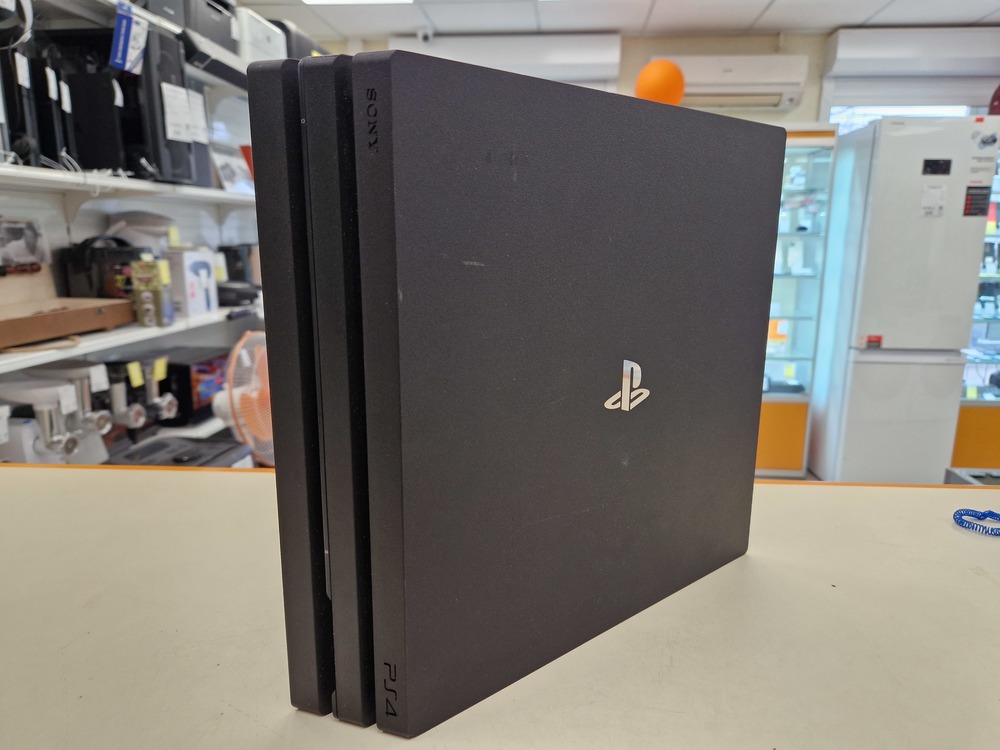 Игровая приставка PlayStation 4 Pro 1Tb