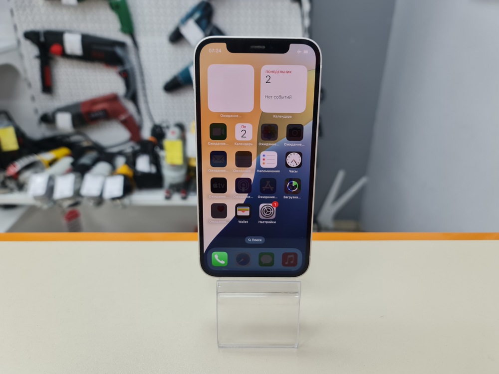 Смартфон Apple iPhone 12 64Gb