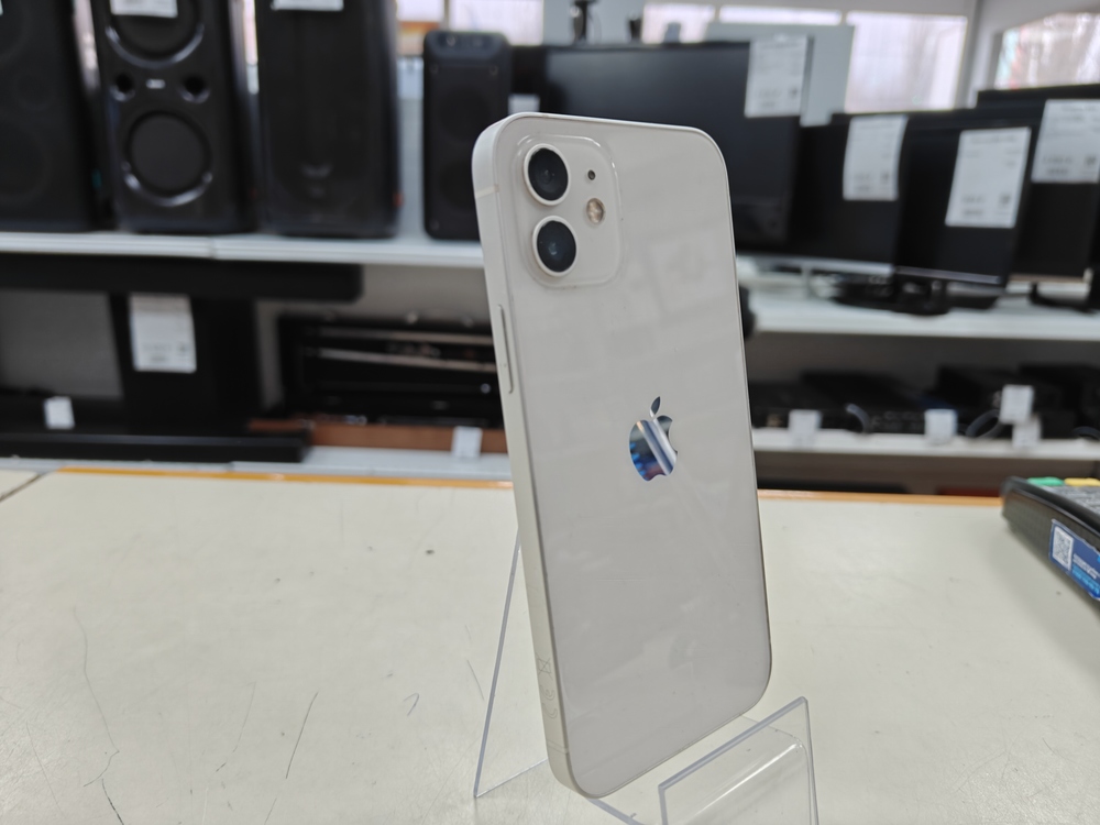 Смартфон Apple iPhone 12 64Gb