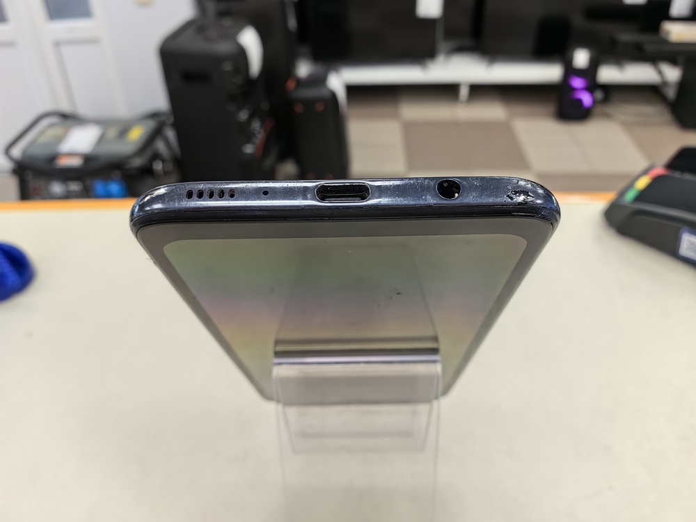 Смартфон Samsung Galaxy A70 6/128