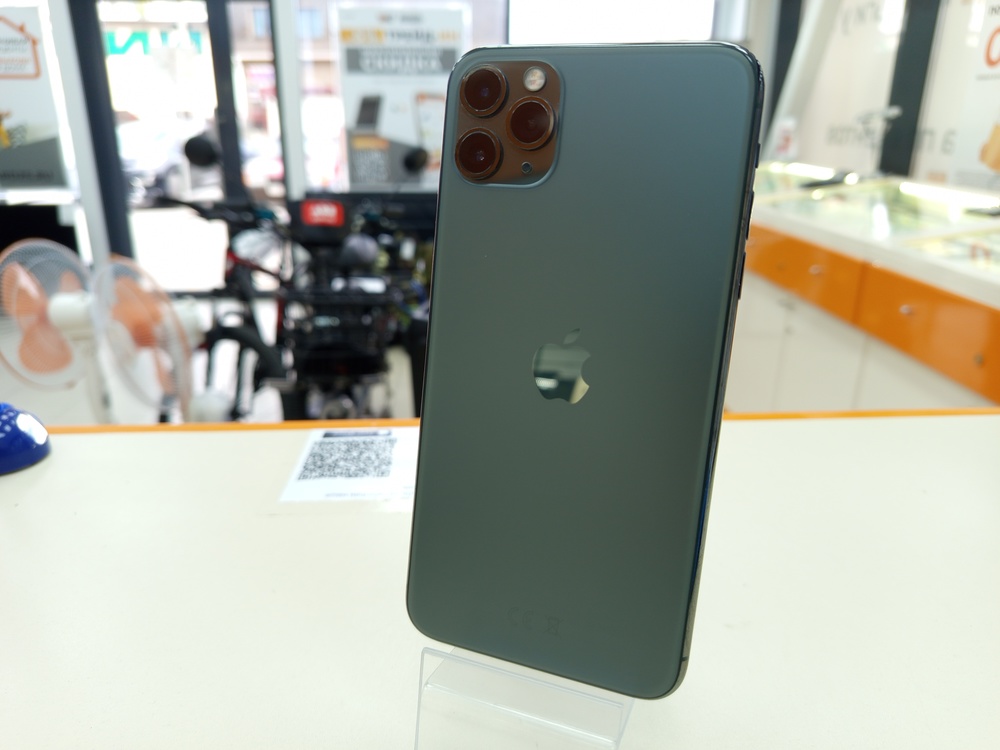 Смартфон Apple iPhone 11 Pro Max 64Gb