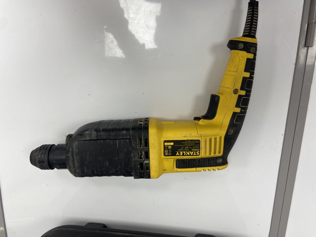 Перфоратор Stanley Перфоратор Stanley STHR223;