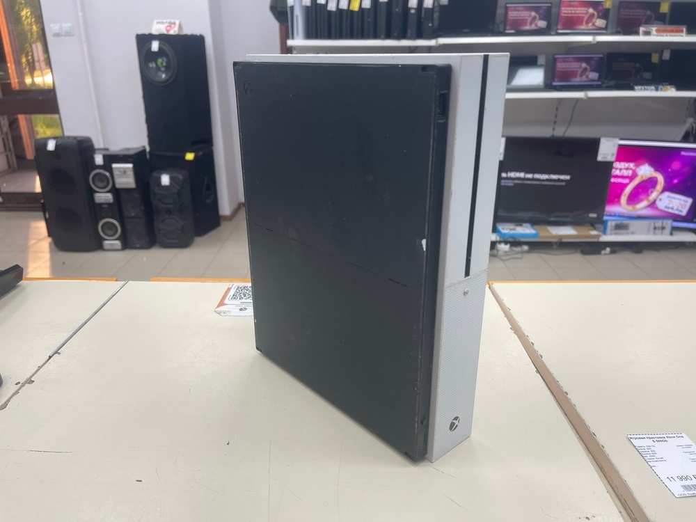 Игровая приставка Xbox One S 500Gb