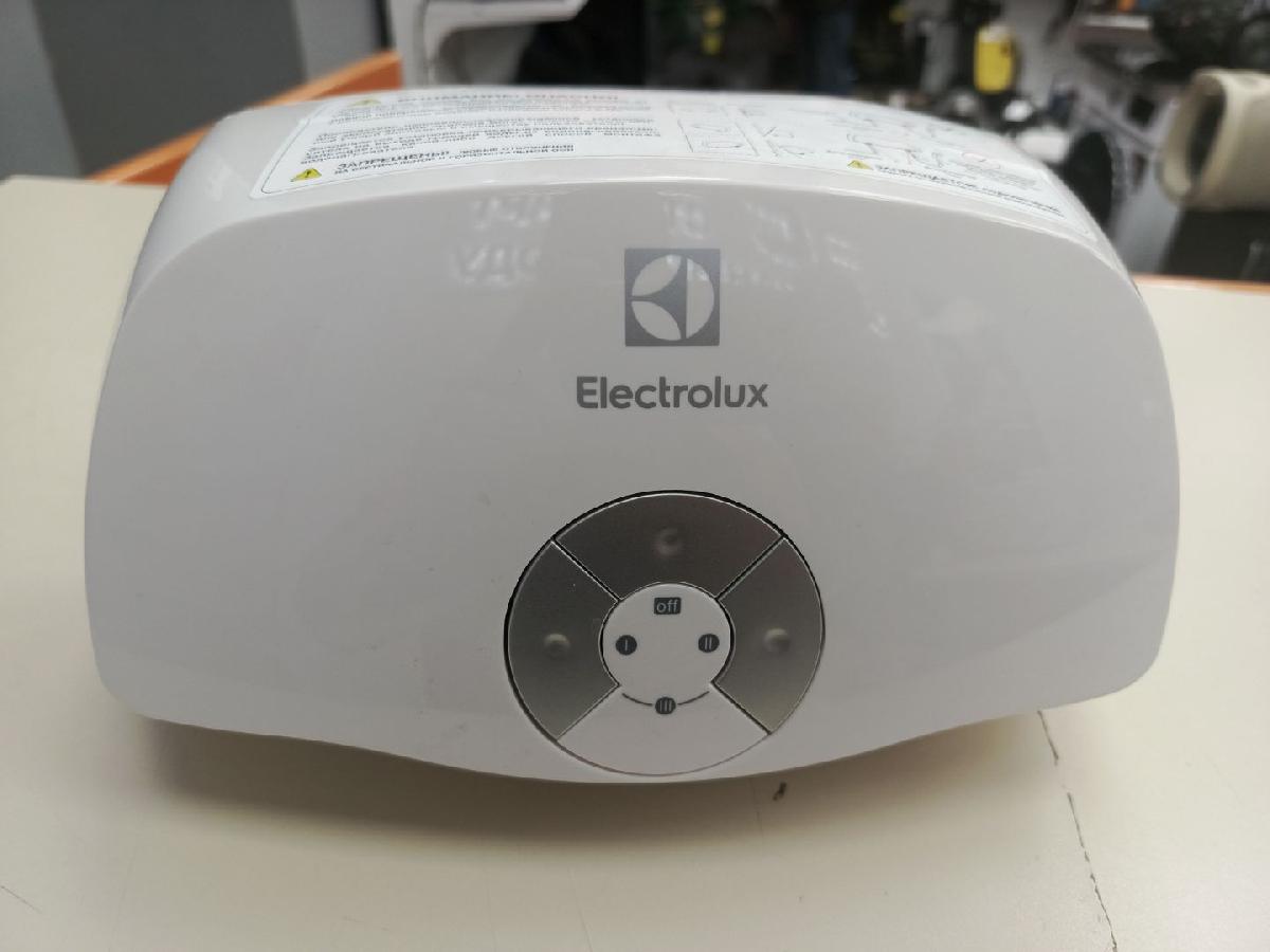 Водонагреватель Electrolux Smartfix 2.0
