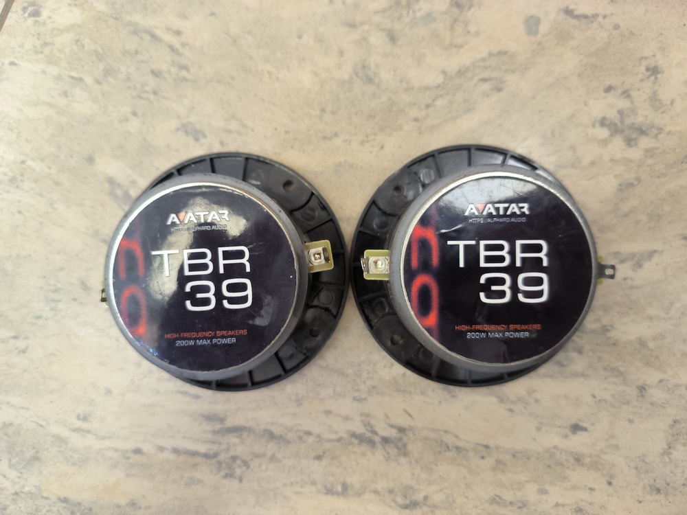 Автоакустика передняя Avatar TBR-39;
