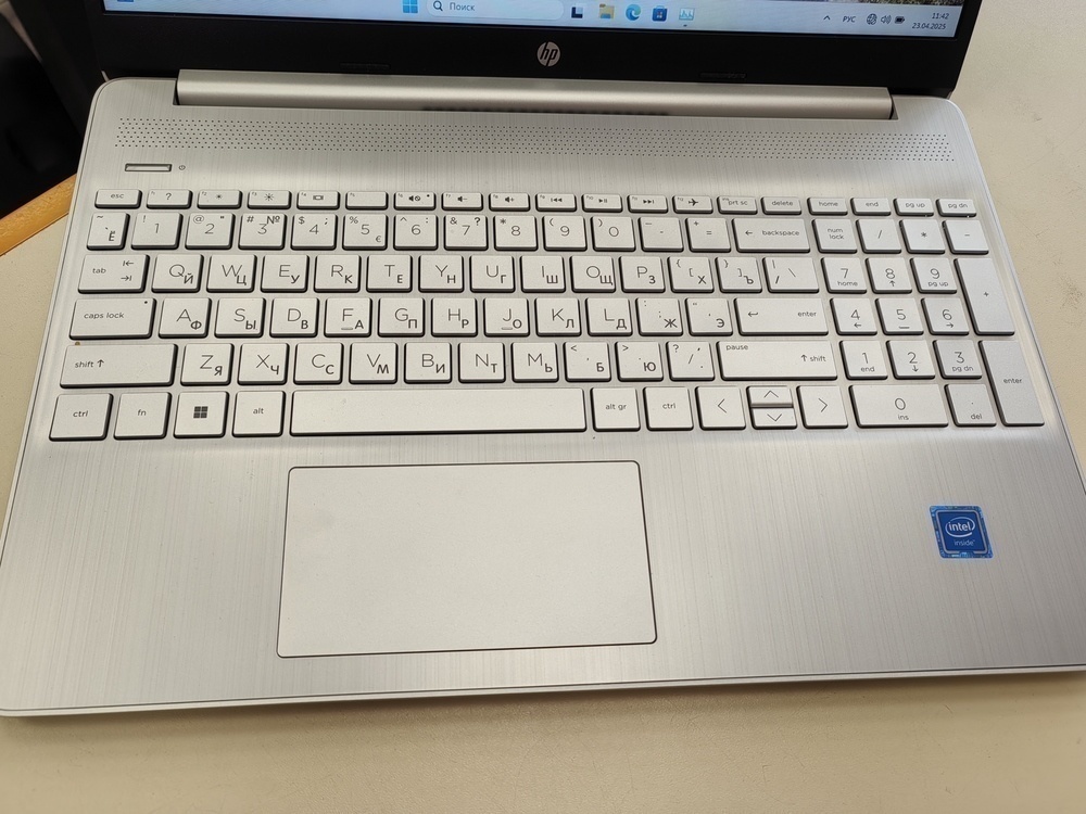 Ноутбук HP; Celeron N4120, Intel UHD Graphics 600, 8 Гб, 240 Гб, Нет