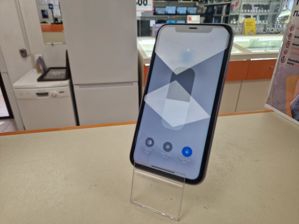 Смартфон Apple iPhone 11 64Gb