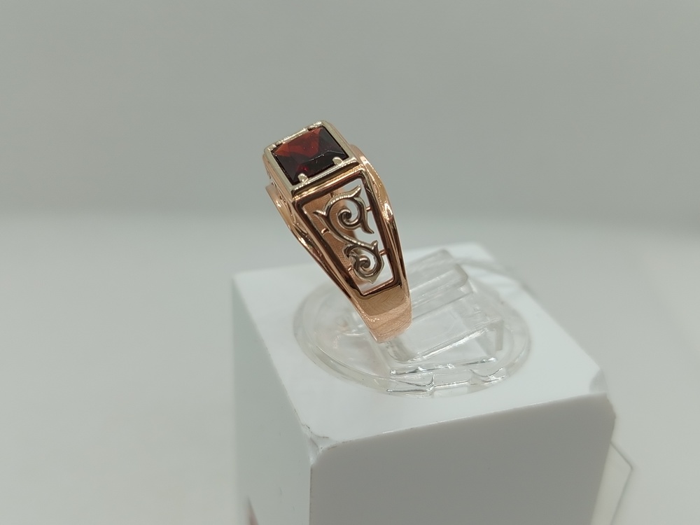 ПЕЧКМ585 ПЕЧАТКА С КАМНЕМ (Au 585)