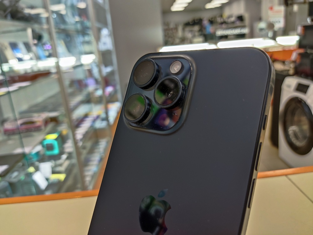 Смартфон Apple iPhone 15 Pro Max 256Gb