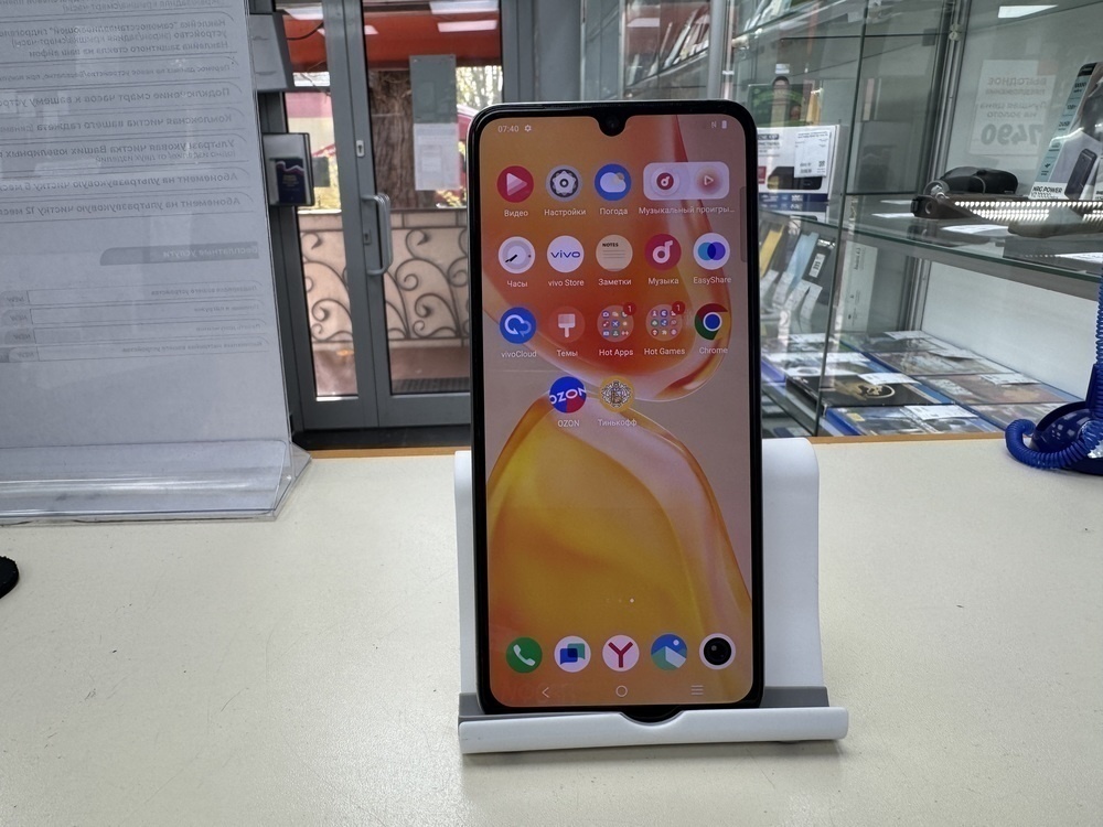 Смартфон Vivo V25e 8/128