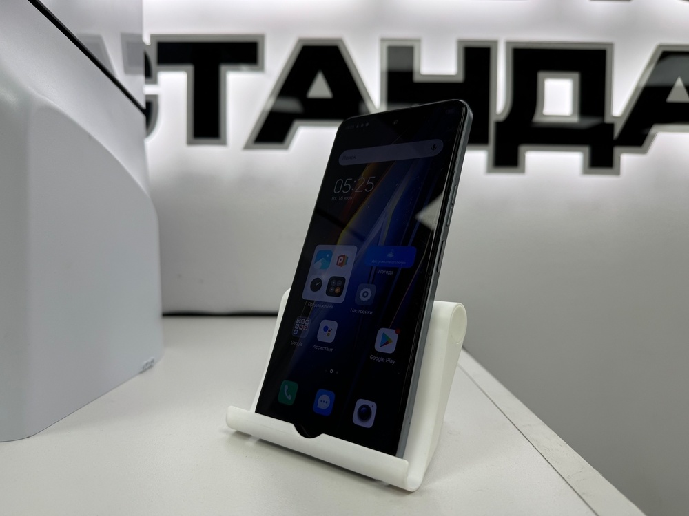 Смартфон Tecno Pova 4 8/128