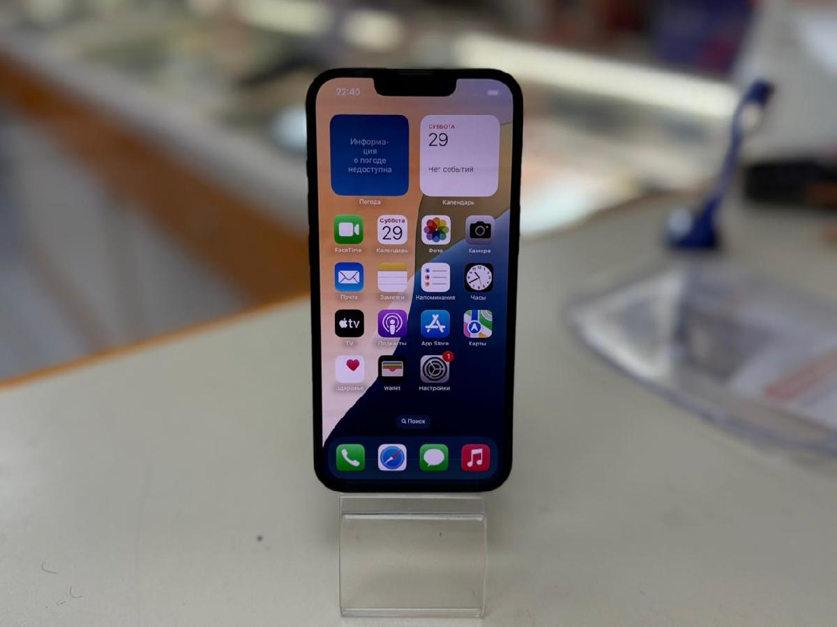 Смартфон Apple iPhone 13 128Gb