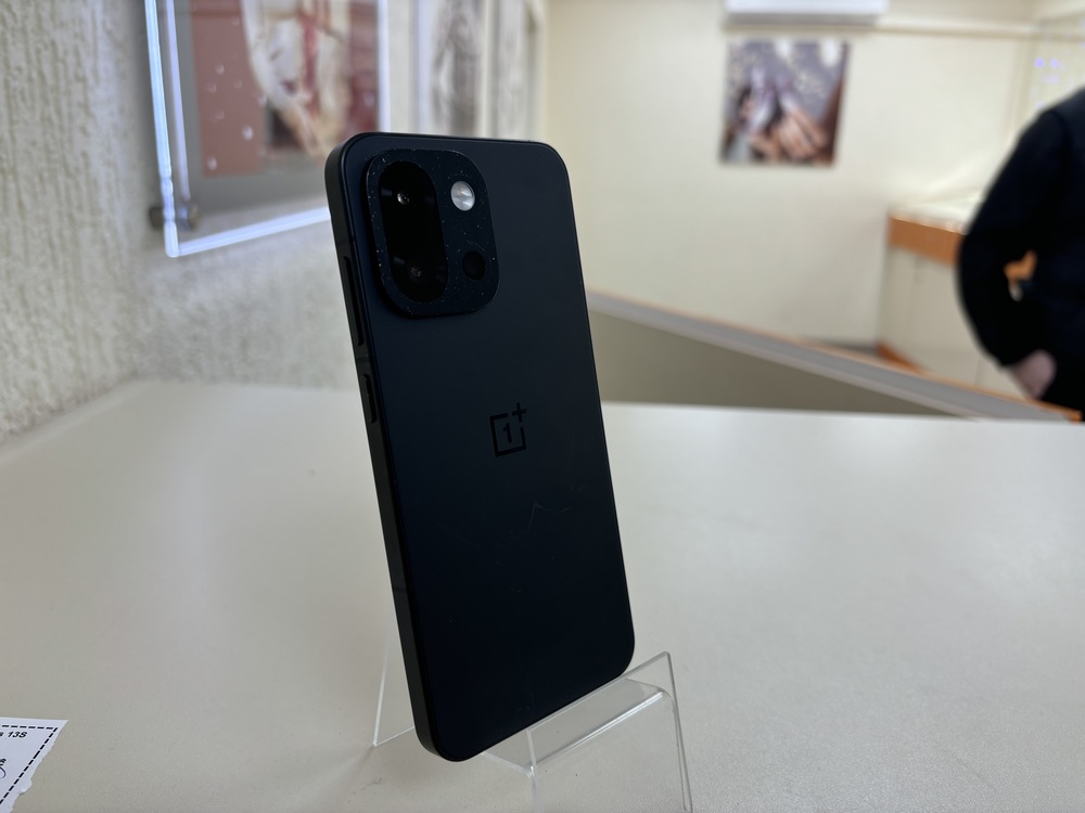 Смартфон OnePlus 13S 12/256
