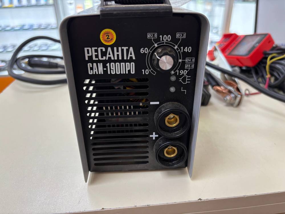 Сварочный аппарат Ресанта САИ-190-ПРОФ