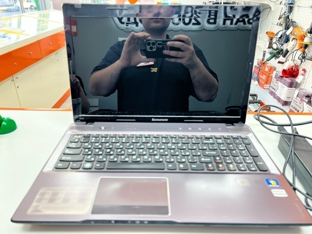 Ноутбук Lenovo Ideapad z575; A6-3400M, Radeon Graphics, 8 Гб, Нет, 500 Гб