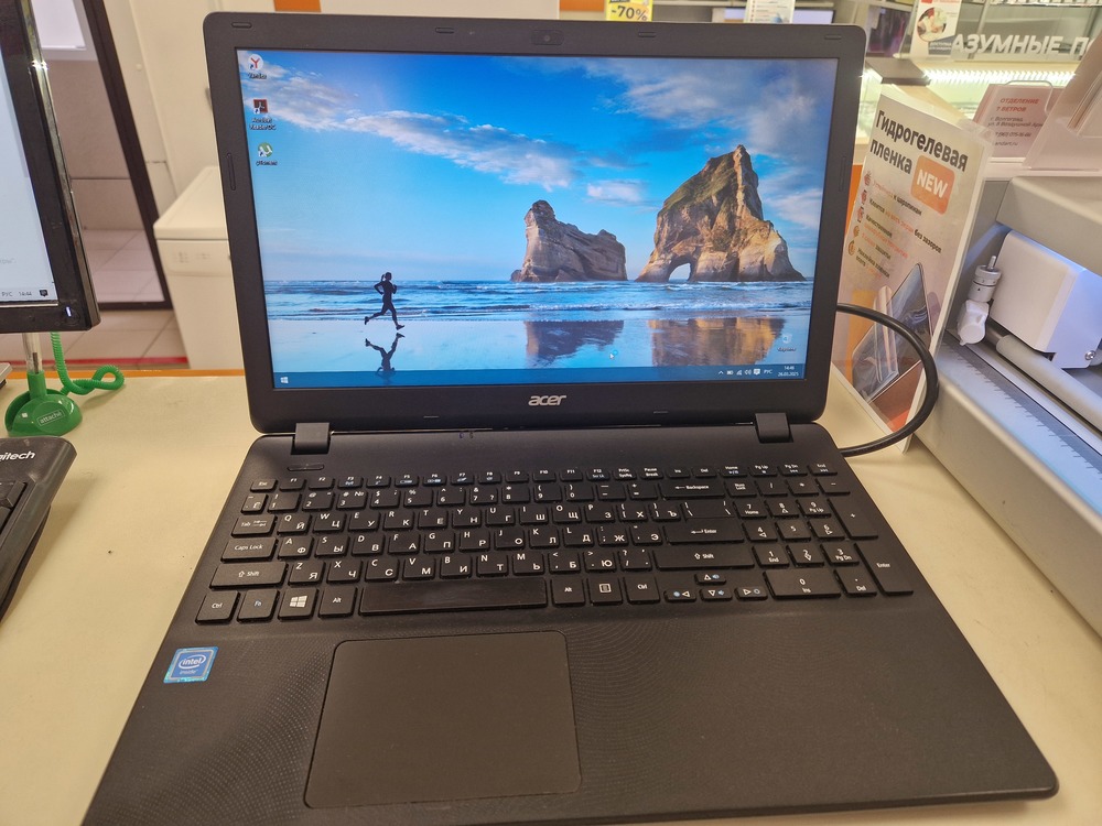 Ноутбук Acer es1; Celeron N3050, HD Graphics, 4 Гб, Нет, 500 Гб