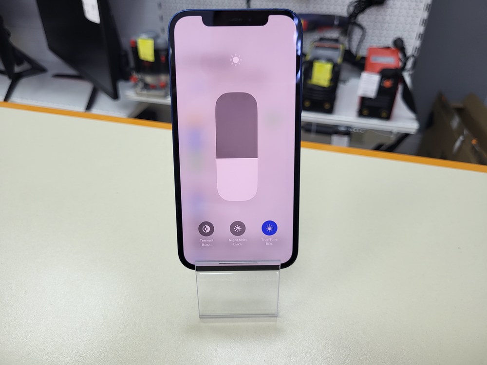 Смартфон Apple iPhone 12 64Gb
