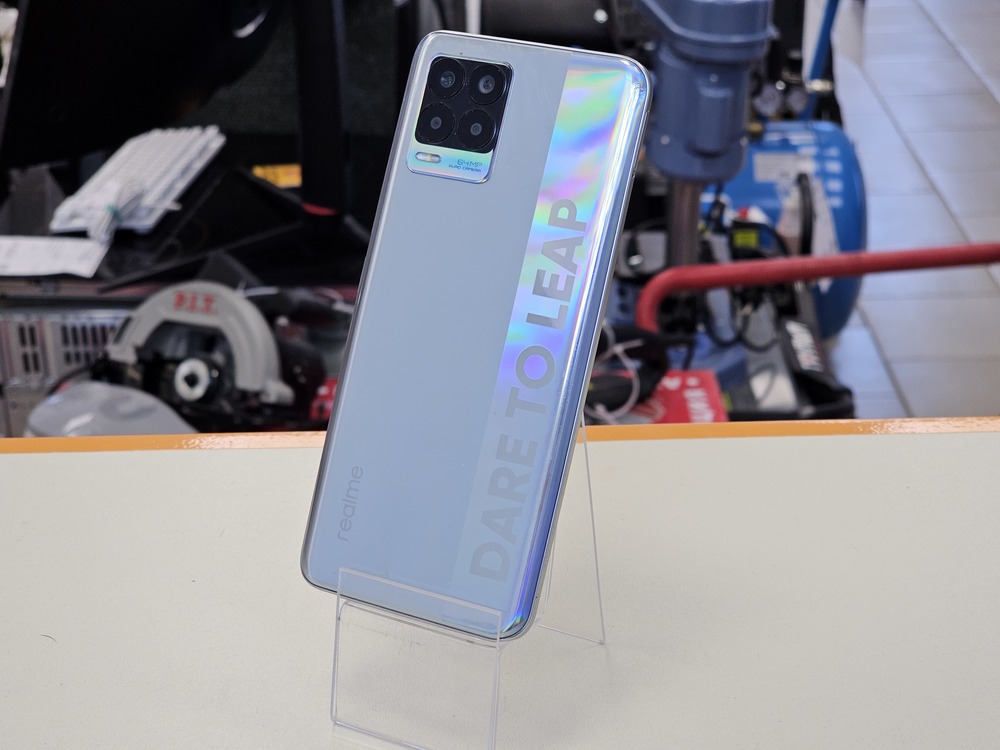 Смартфон Realme 8 6/128