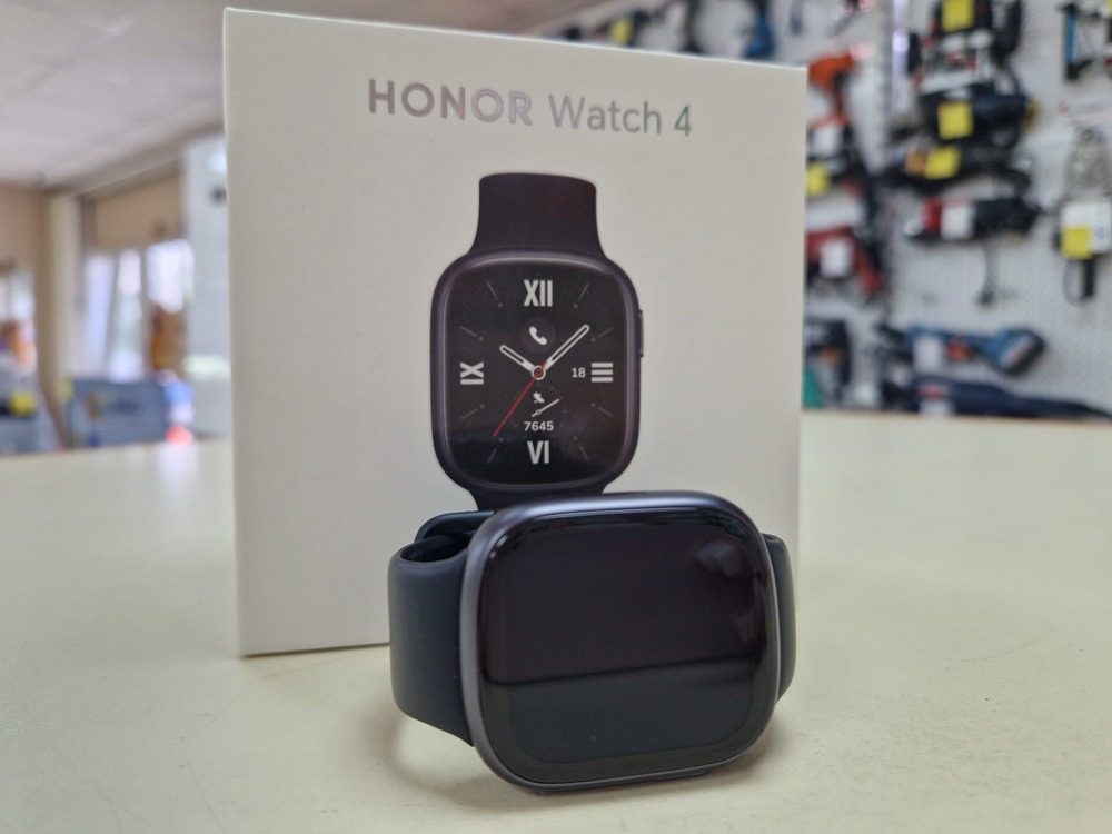 Смарт-часы Honor Watch 4