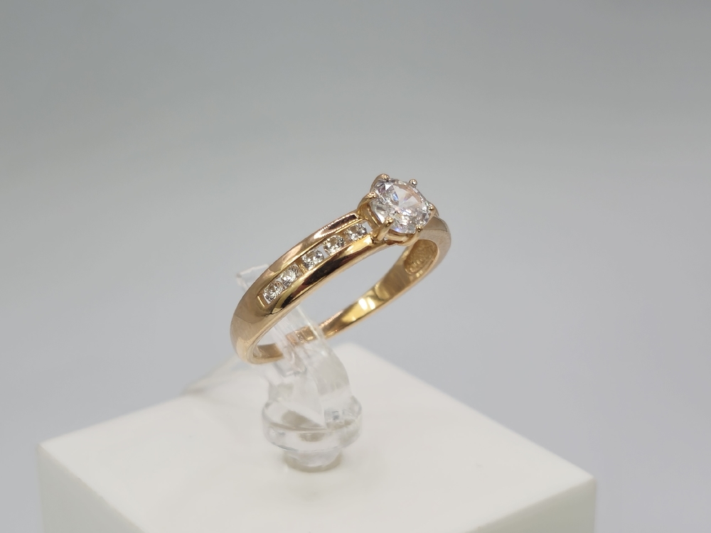 КОЛКМИ585 КОЛЬЦО С КАМНЯМИ (Au 585)