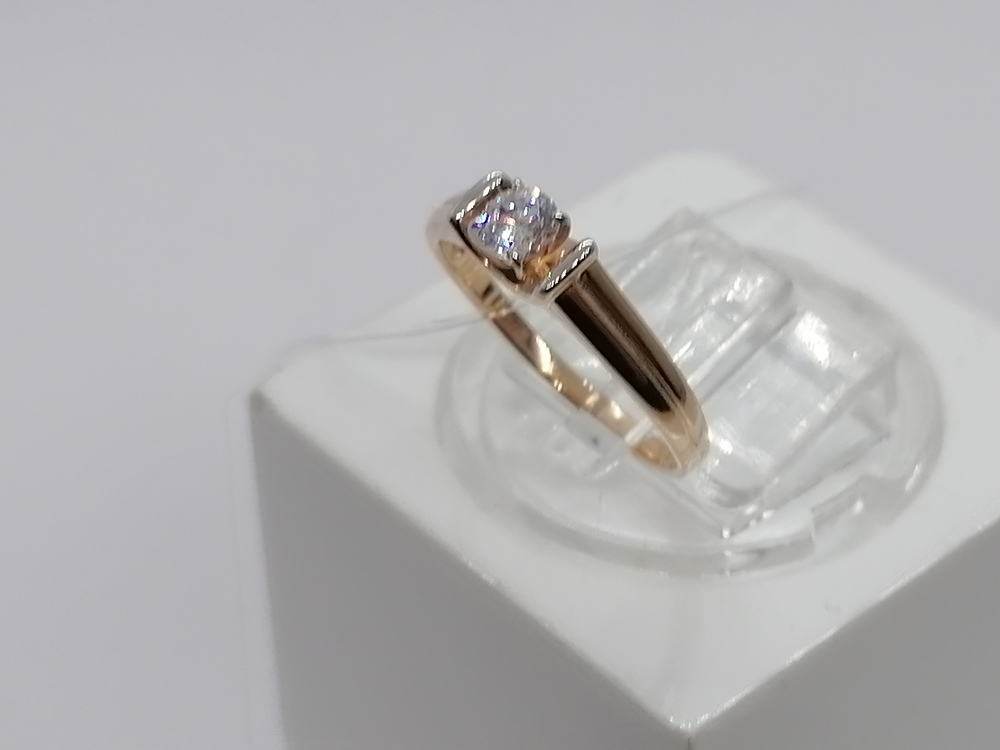 КОЛЬЦО С КАМНЕМ (Au 585)