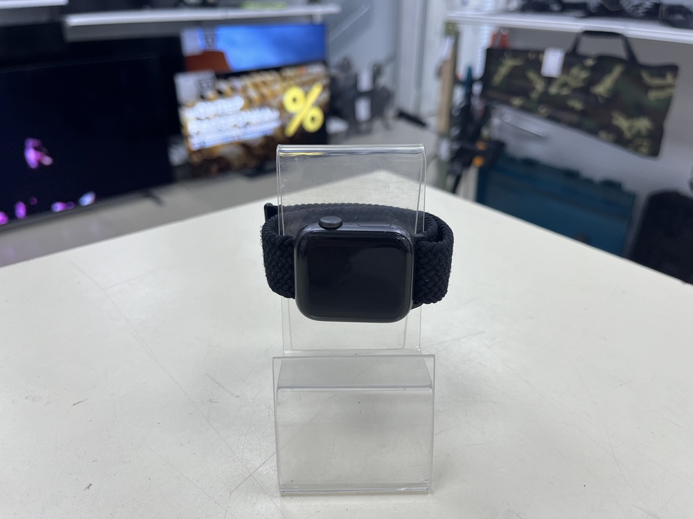 Смарт-часы Apple Watch SE 40mm