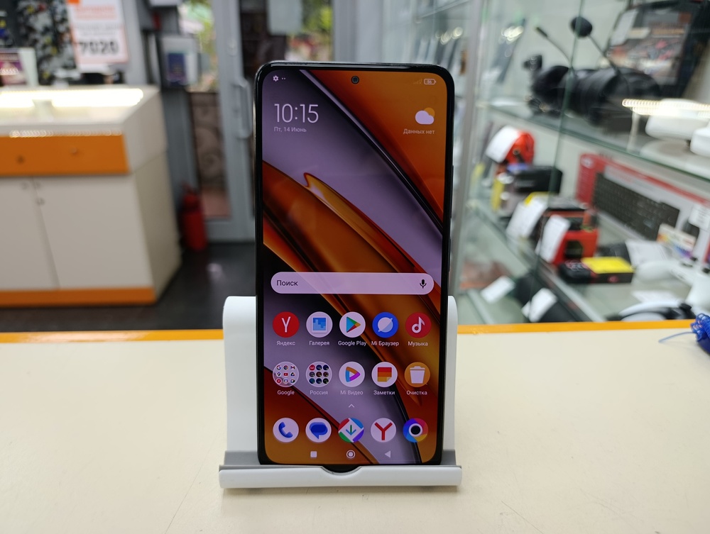 Смартфон Xiaomi Poco F3 8/256