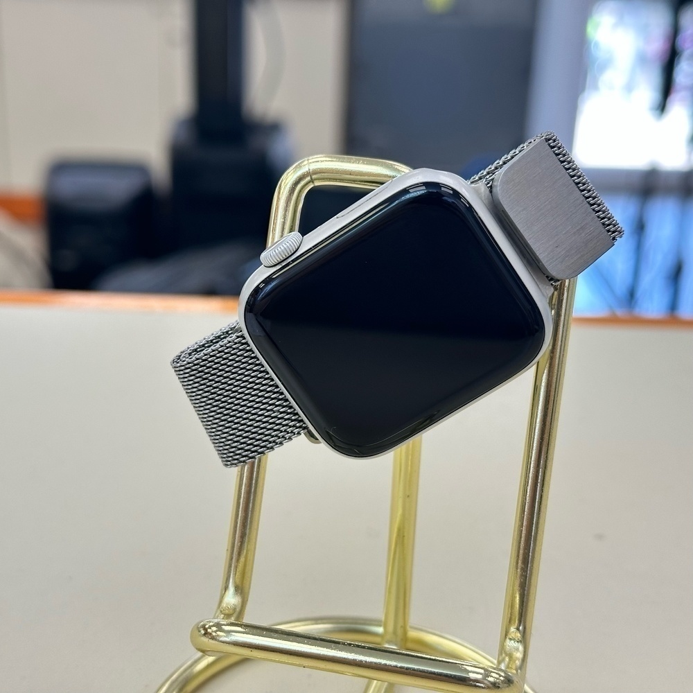 Смарт-часы Apple Смарт-часы Apple Watch SE 2022 44mm