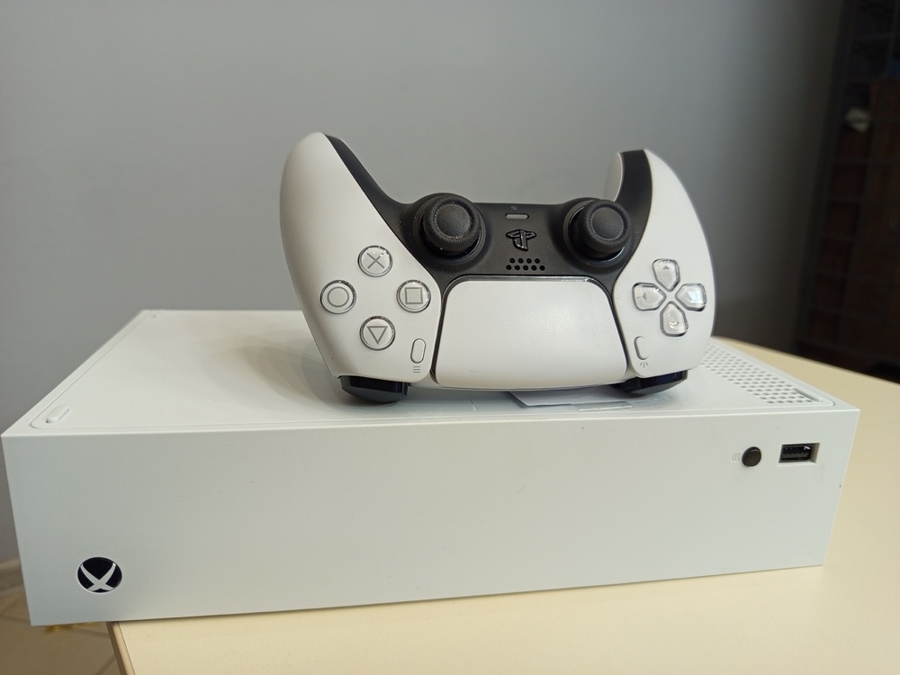 Игровая приставка Xbox Series S 512Gb SSD
