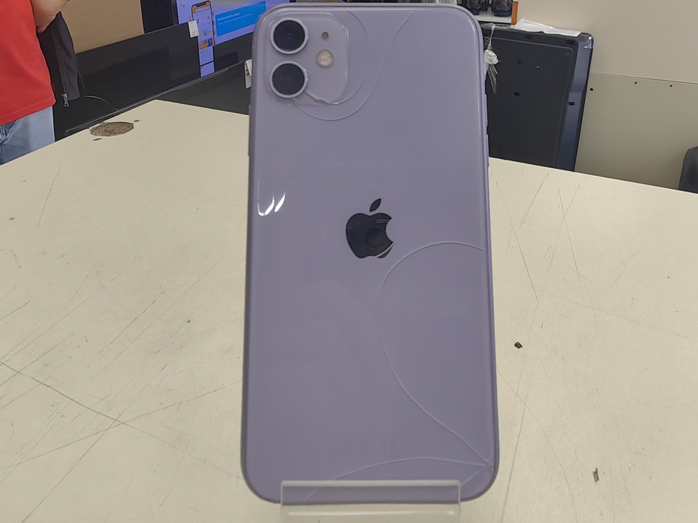 Смартфон Apple iPhone 11 64Gb