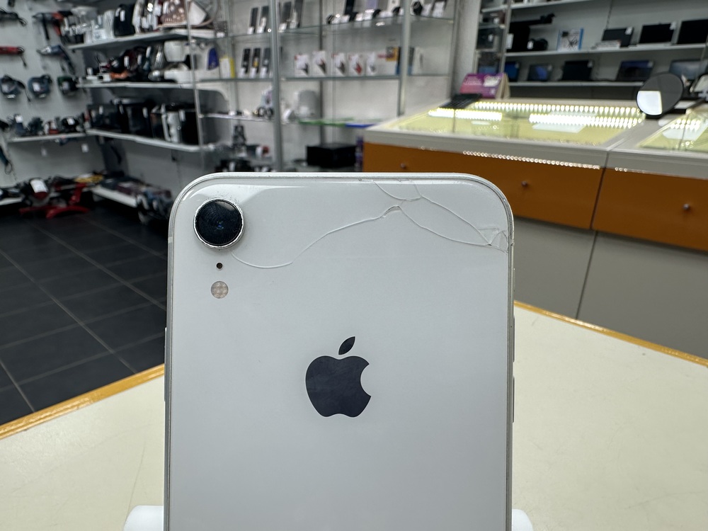 Смартфон Apple iPhone Xr 128Gb
