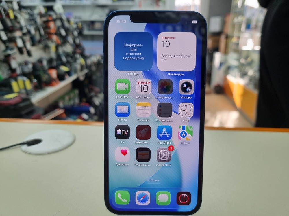 Смартфон Apple iPhone 12 64Gb