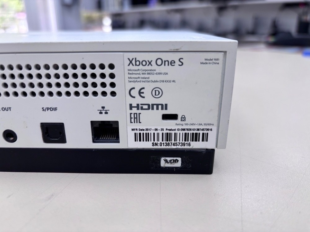 Игровая приставка Xbox One S 500Gb