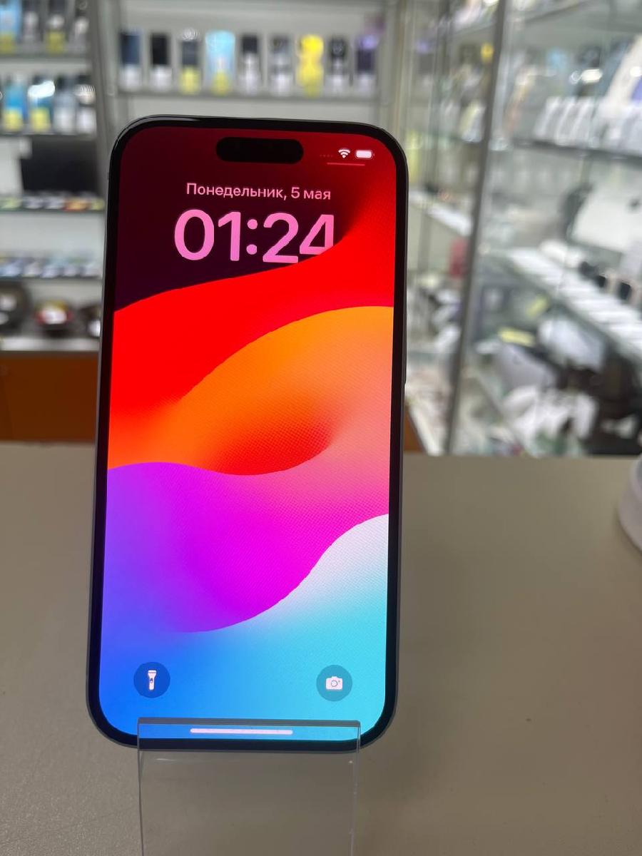 Смартфон Apple Iphone 15 128Gb