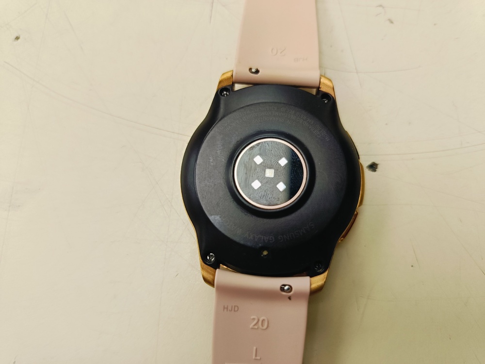 Смарт-часы Samsung Galaxy Watch 42mm